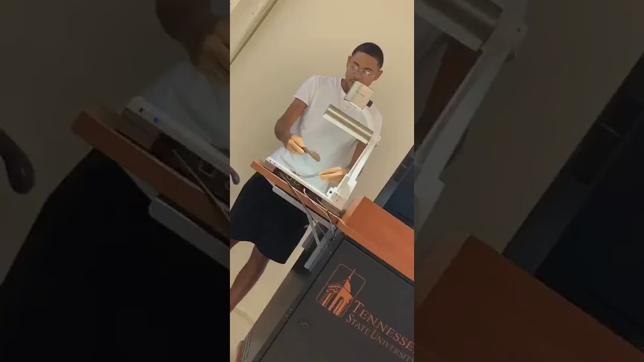 How to Roll a Blunt Class Presentation