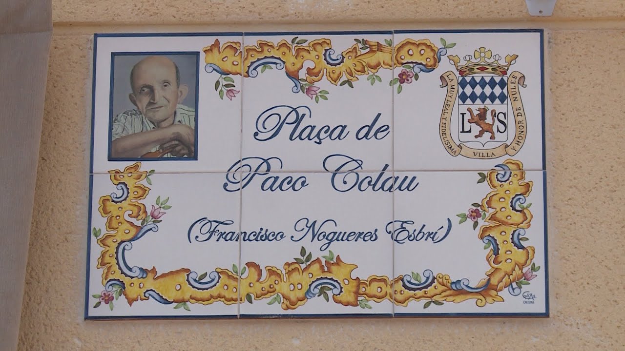 Nules fa un reconeixement públic a Paco Colau i inaugura una plaça que porta el seu nom