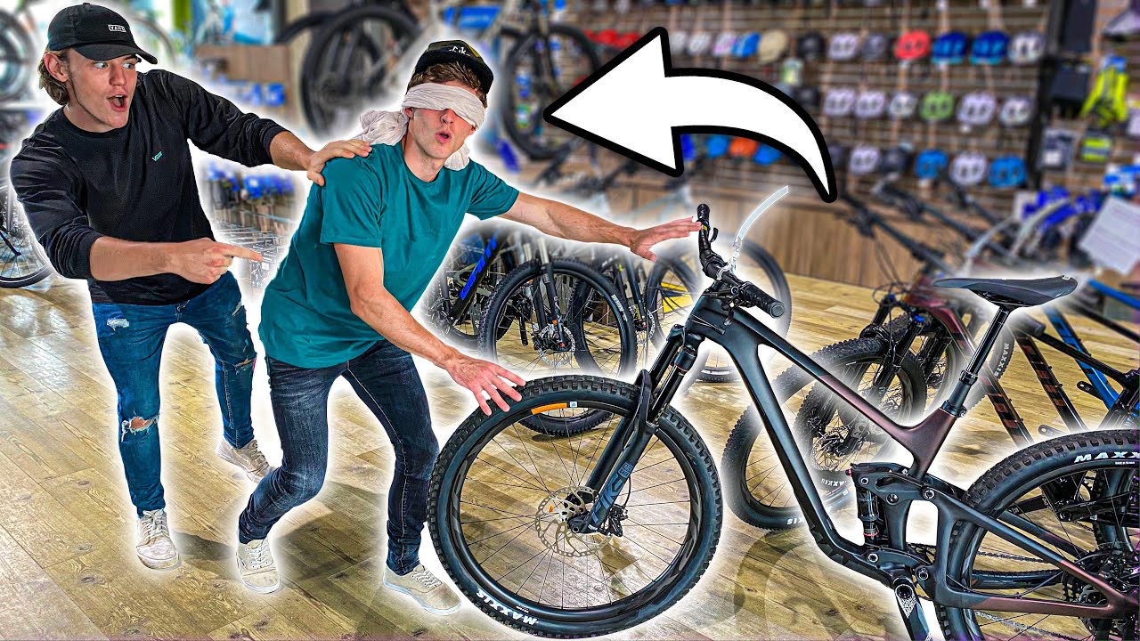 ACHETER UN VÉLO LES YEUX BANDÉS !