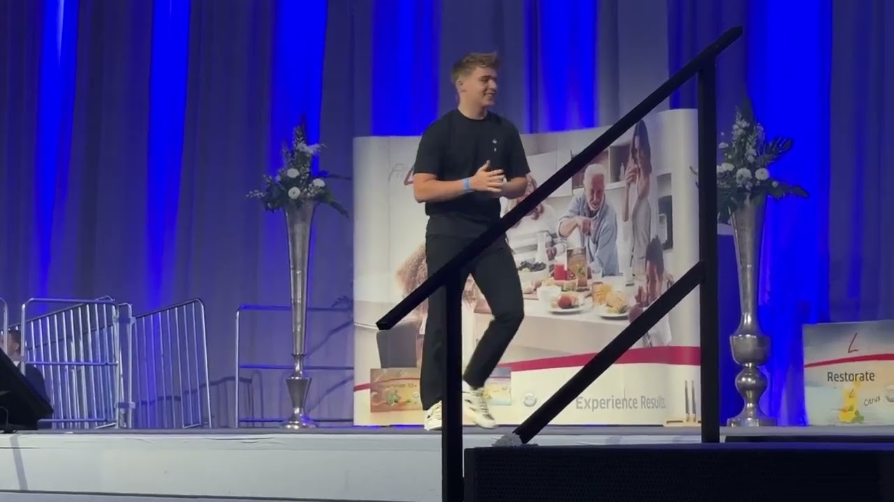 Lenny Smith (19, VP), Kickoff 12.01.25