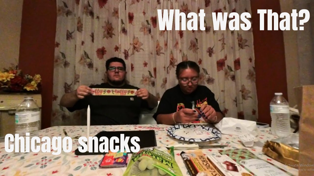 Texans Try Chicago Snacks for the First Time | Taste Test & Reactions