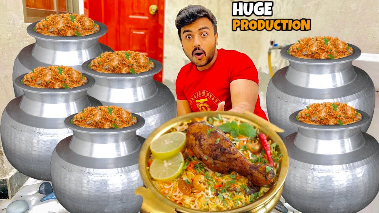 Kya Biryani apko pasand hai ? We are crazy for Chicken Biryani !!