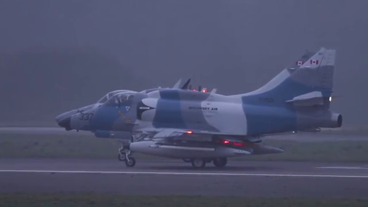 Wittmund AB 15.12.2015 A-4 Skyhawk traffic