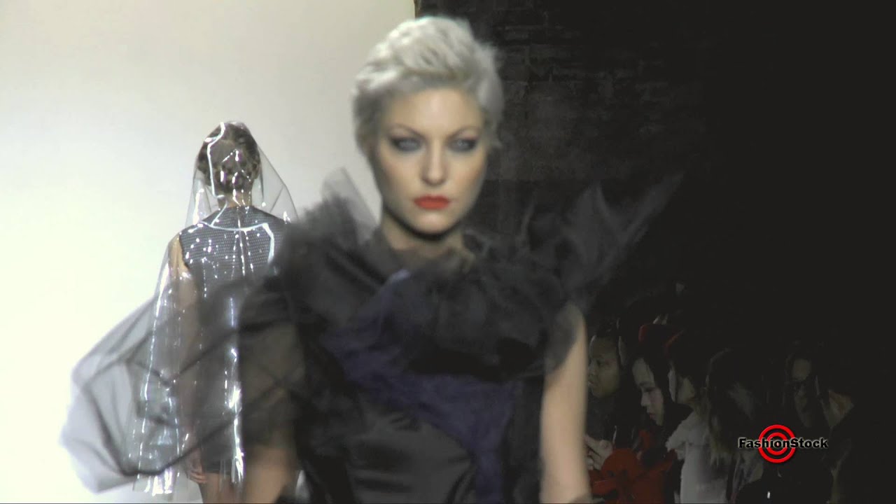 Vitruvis -  Fall/Winter 2016 Collection Runway Show @ Nolcha NYFW
