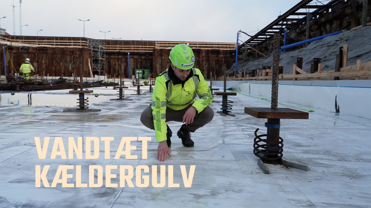 6 - Vi giver kældergulvet regnfrakke på! - [Time to waterproof the basement – raincoat style!]