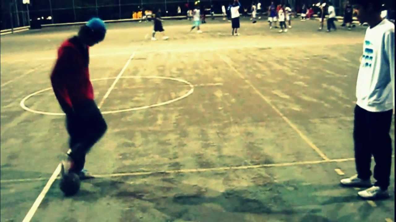 Amazing Soccer Ground Moves, Futsal Tricks & Football Freestyle | Pavaw