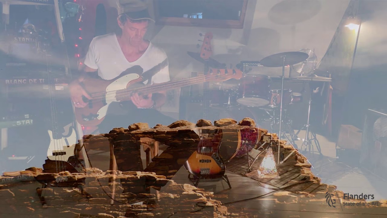 "New Mexico" by Nicolas Thys  -- solo bass guitar --
