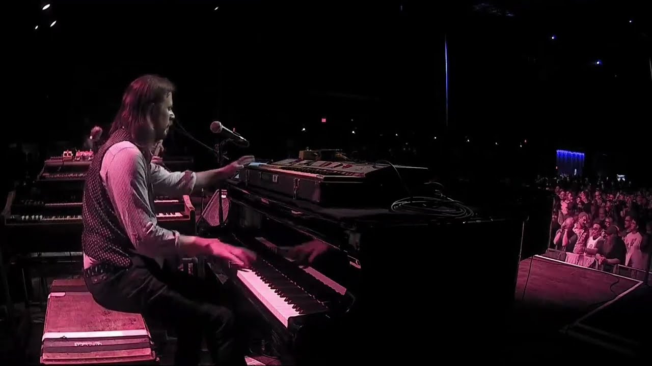 Joe Russo's Almost Dead: 