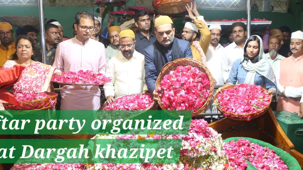 Iftar party organized at Dargah khazipet.