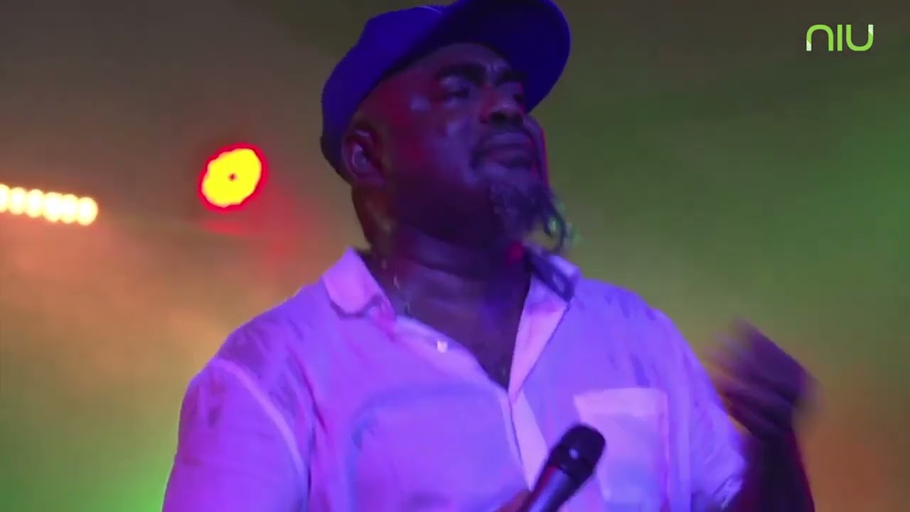 Anslom - Song: I will love you, Live at Pacific Crown Hotel, Honiara Solomon Islands