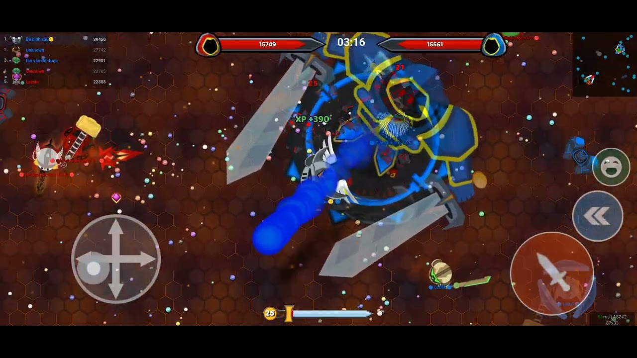 3 games of skills and meeting new players in EvoWars!