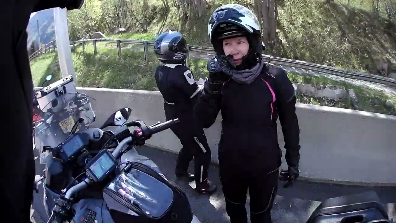 European Bike Trip Part 4 Yamaha Niken GT-France, to Switzerland to Italy, Lake Como.
