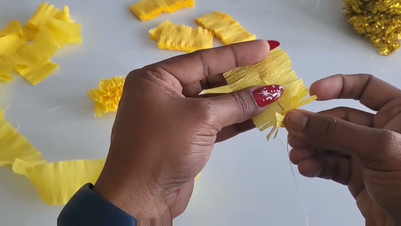 Marigold Garland with Crepe Streamers/ DIY Paper craft