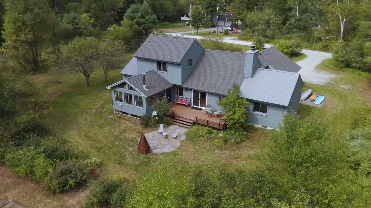 196 Old Sawmill Road, Londonderry, Vermont