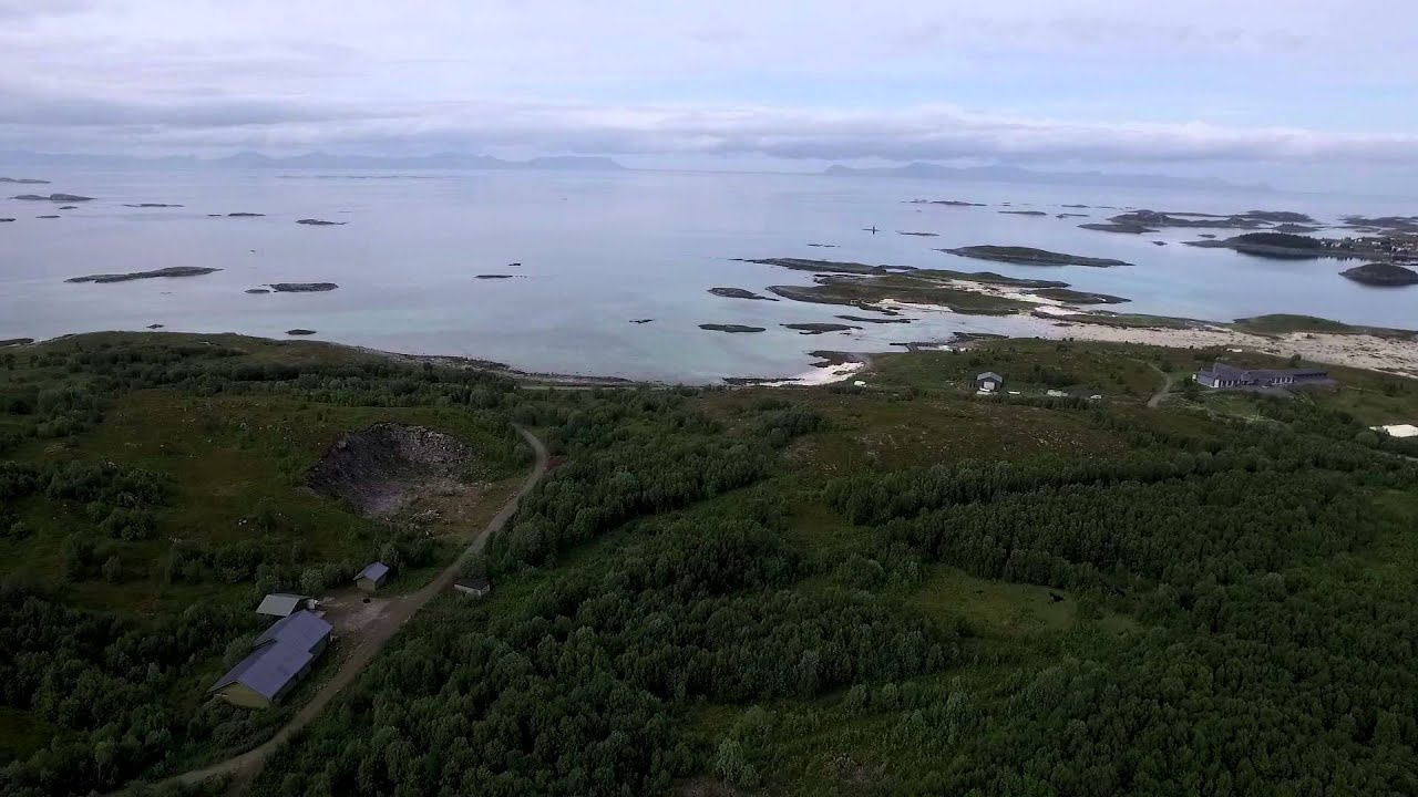 Meløyvær og Krøttøy with DJI Inspire 1 flying