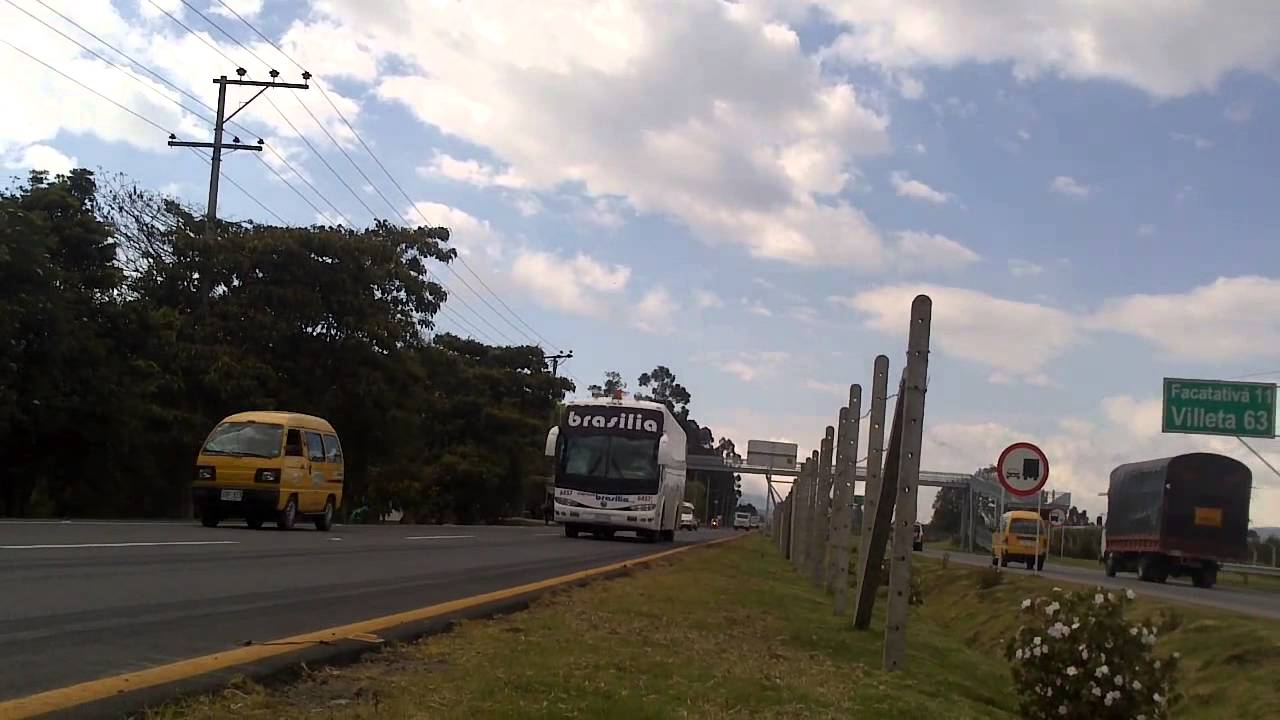 buses en la variante de madrid 2