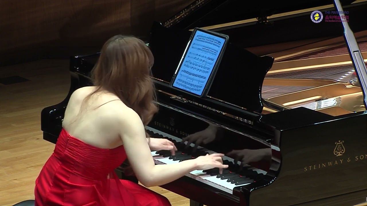 Igor Stravinsky - Three Movements form 