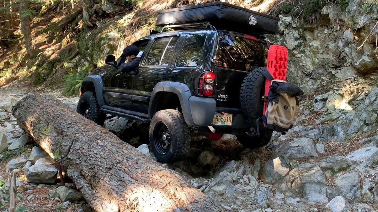 JEEP LIBERTY KJ | PUSHING TO THE LIMIT | OFF ROADING | EAGLE MOUNTAIN