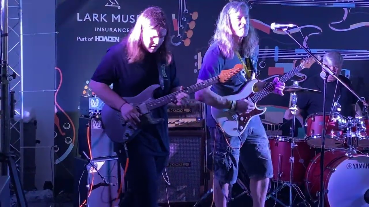 'Messin with the kid' with @timdaleyguitar and the Daley Crowe Blues Band at @TheGuitarShowUK