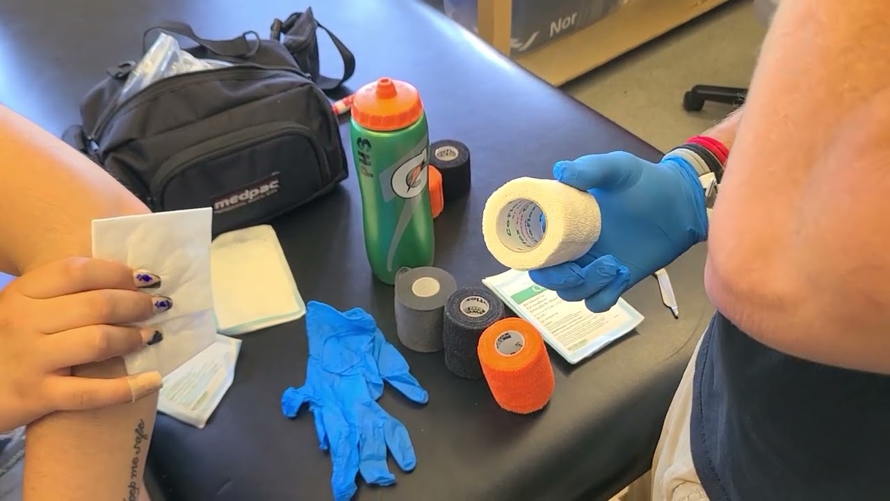 Fast wound care on the field