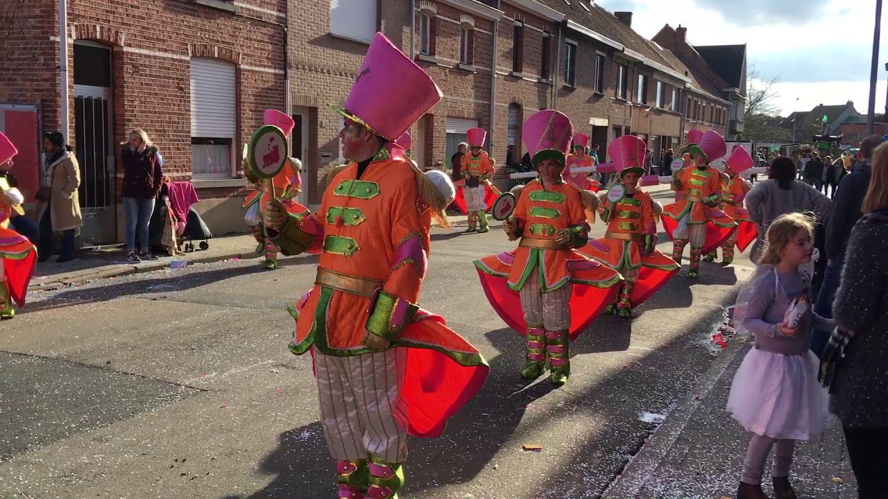 KV schief rechtendeur - Achtersteveuren met de trein - carnavalsstoet Hamme 2018