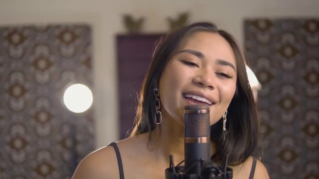 Miss Universe Philippines | Over The Universe - Jessica Sanchez