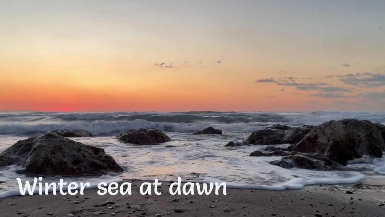 Winter sea at dawn, 5 minutes meditation video | Зимнее море на рассвете, видео для медитации