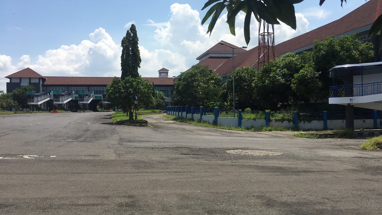 Terminal Mangkang (area Belakang)