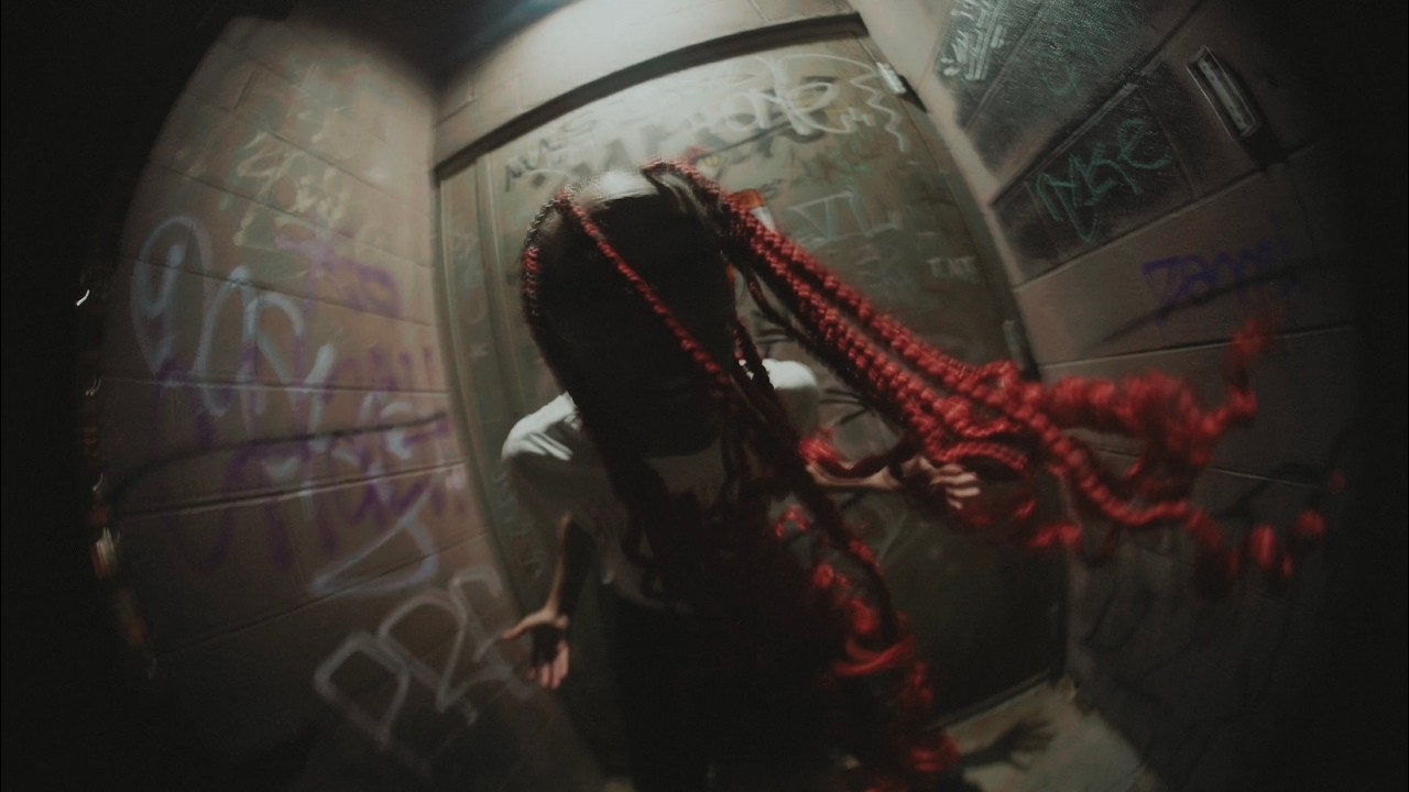 XellaRed - Sosa Flow (shot by CarefreeAnt)
