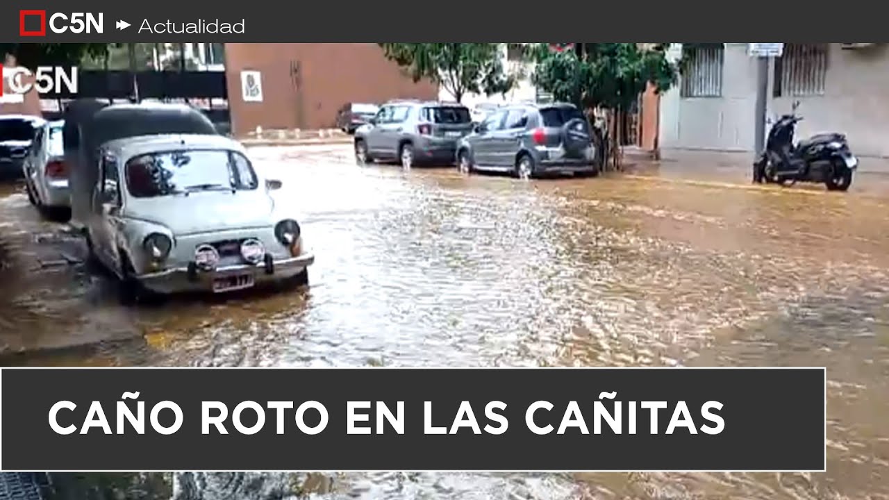INUNDACIÓN en LAS CAÑITAS: SE ROMPIÓ un CAÑO en SANTOS DUMONT 2300