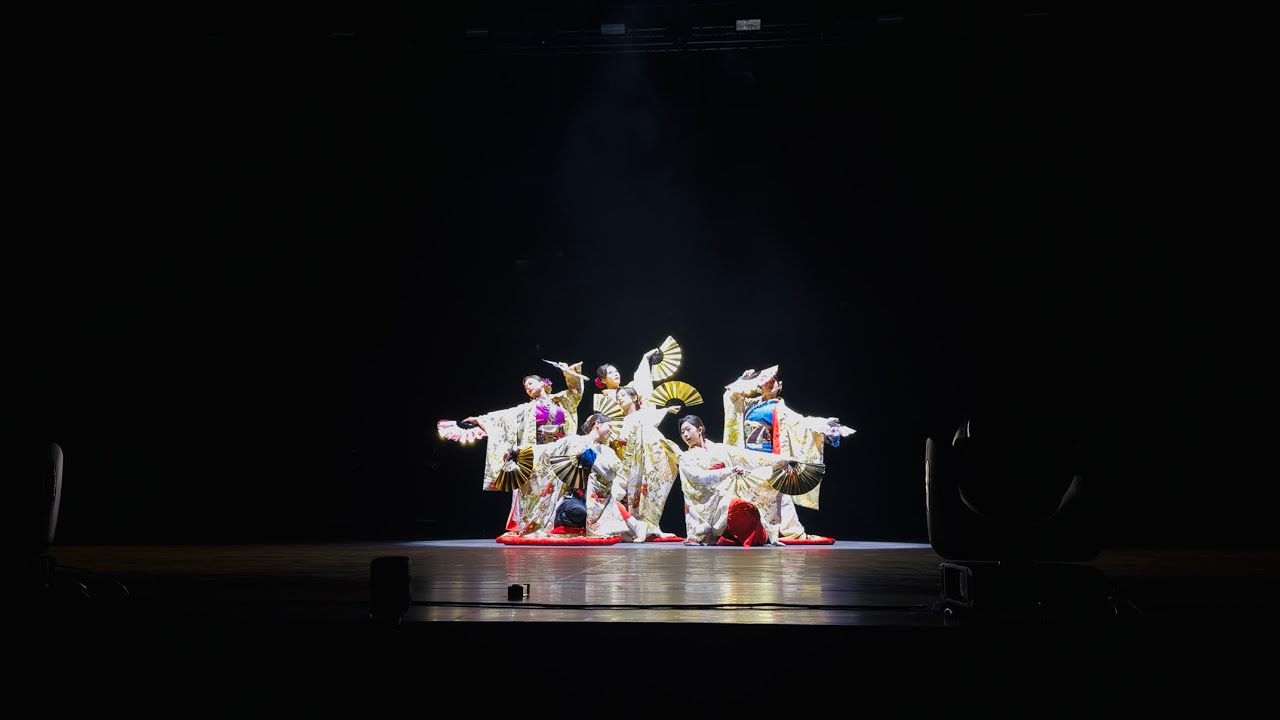 着物パフォーマンス（アップ）半布里25周年記念公演（第一部）