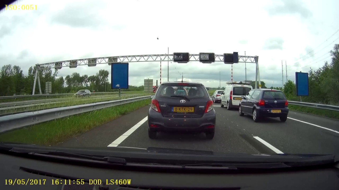 Discoverkeerslichten Wijkertunnel