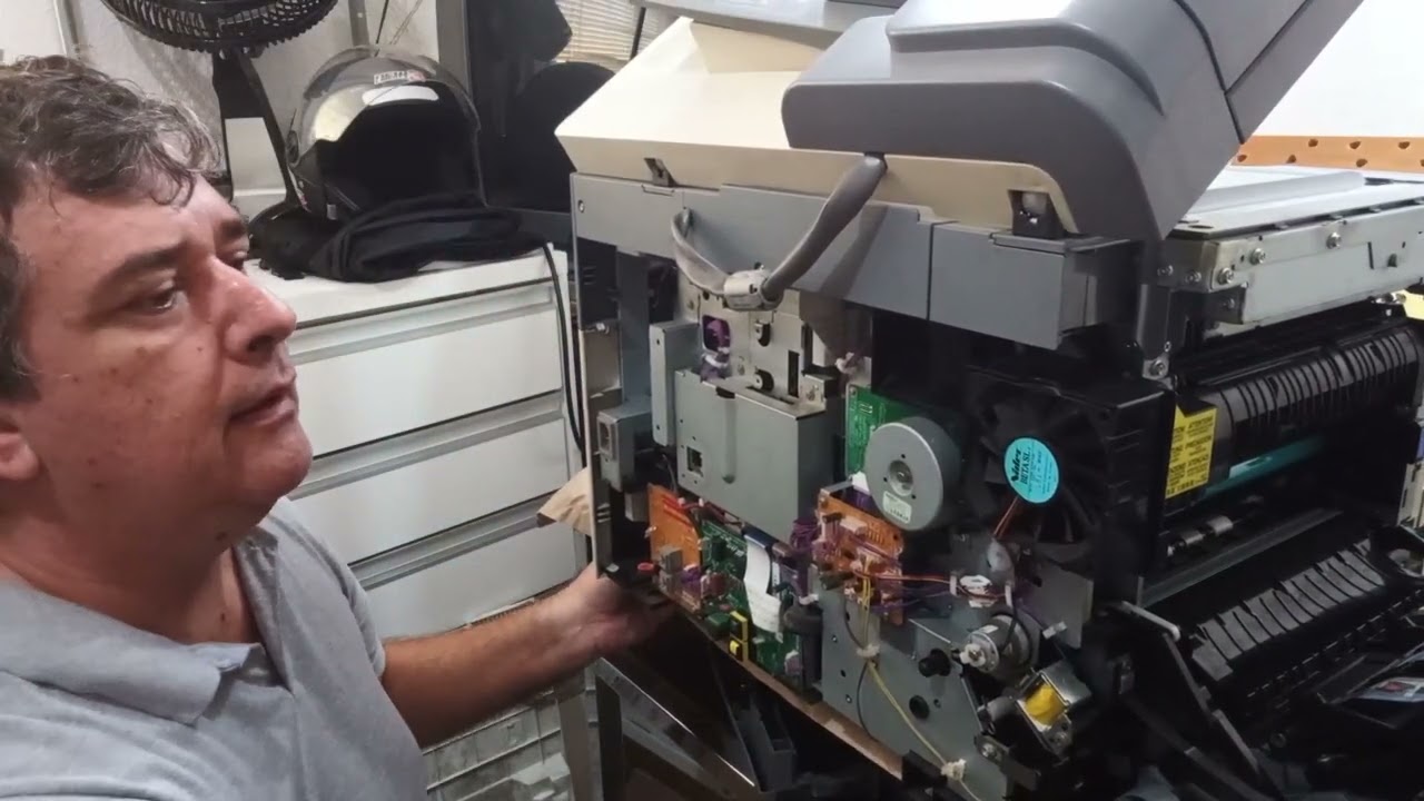 Como desmontar o fusor para tirar o papel na multifuncional canon IR1025