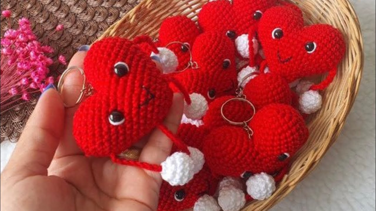 Woww..❤️super easy VALENTINE 💘 crochet HEART ❤️ KEY CHAIN❤️‍🔥tutorial ❤️‍🔥full-HD#viraltrend 