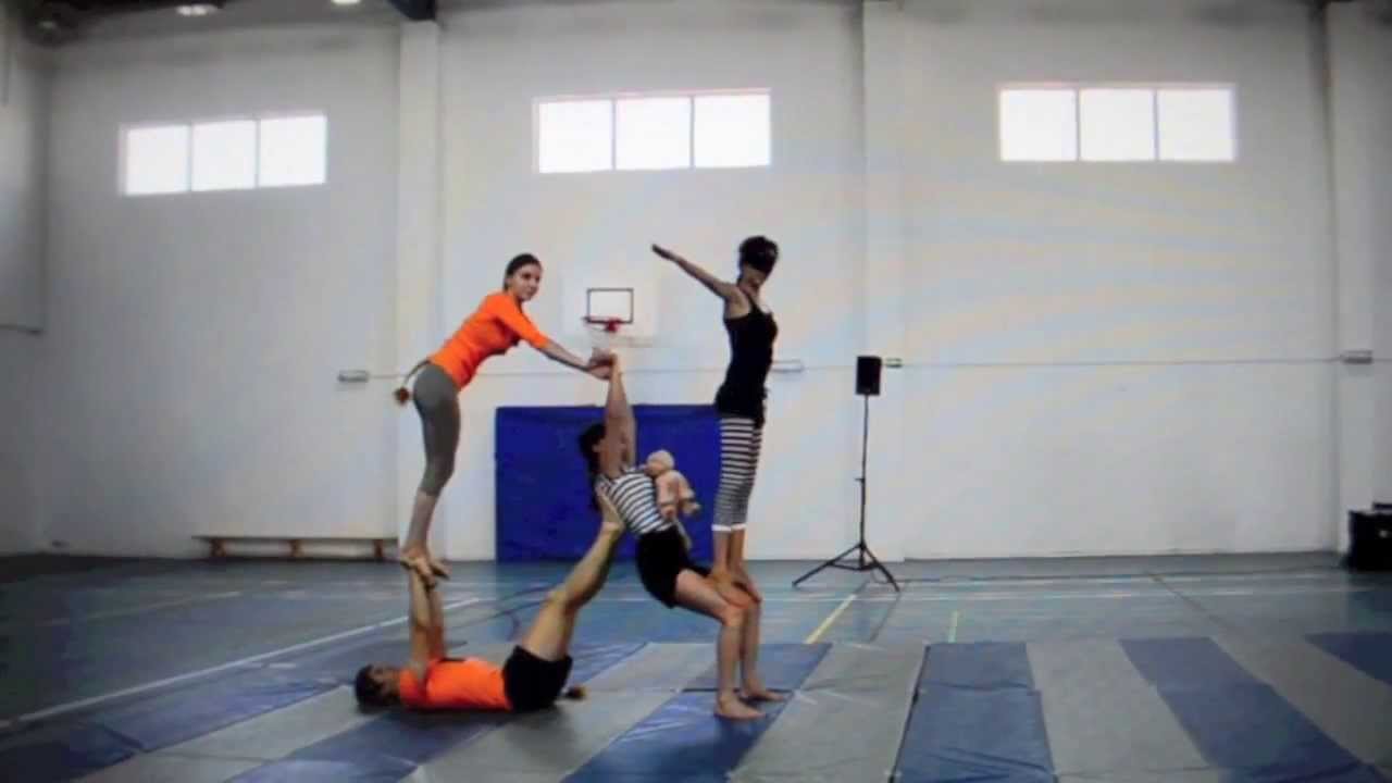 Acrosport 2013 Roi Lion - Lycée Bonaparte Doha