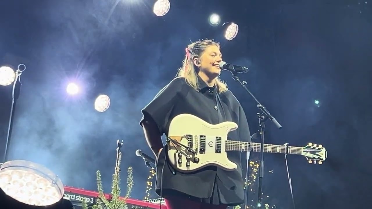 LOUANE FULL CONCERT Marseille 14.12.2024