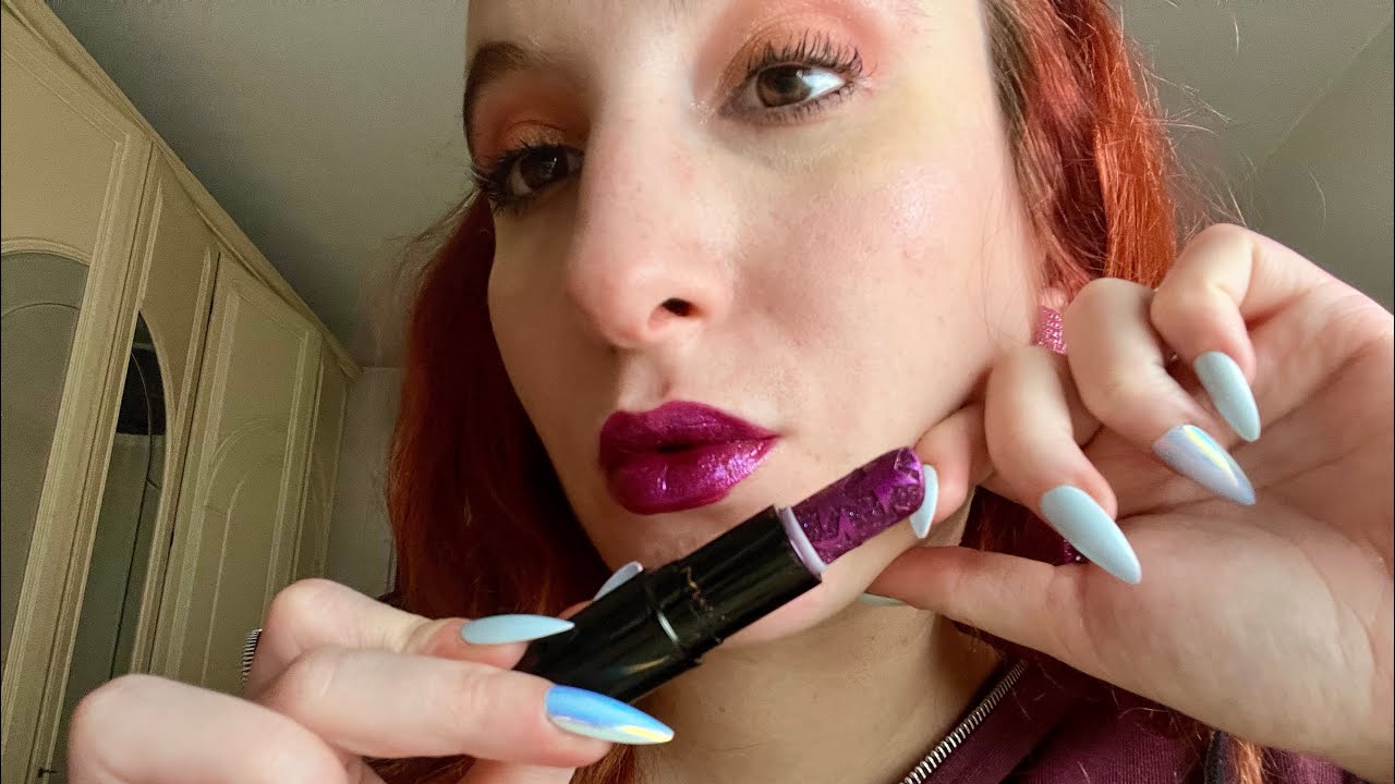 Asmr ita* LIPSTICK APPLICATION 💄💄 * mouth sounds* OnlyRED ASMR