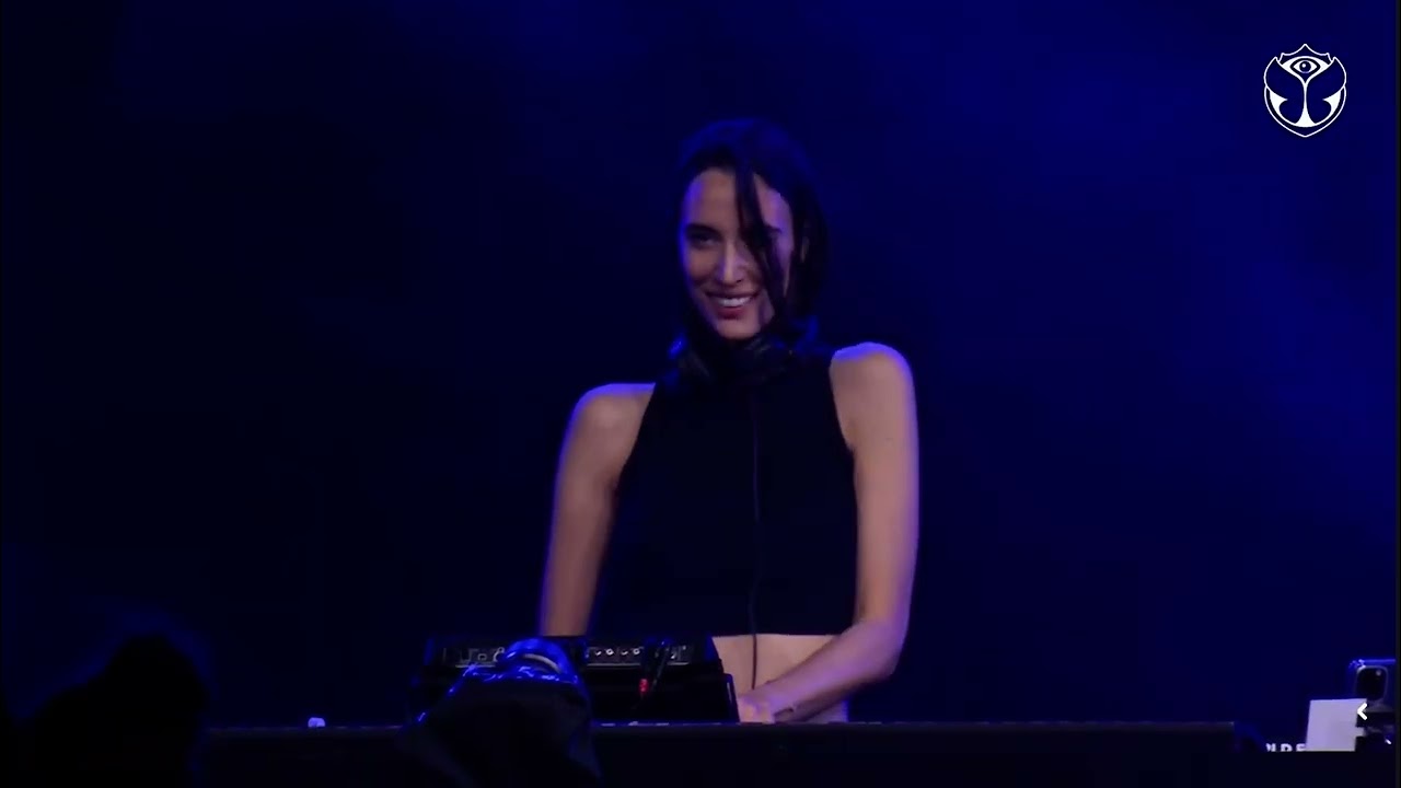 Amelie Lens - [Tomorrowland Live 2025 Playing - No Good]