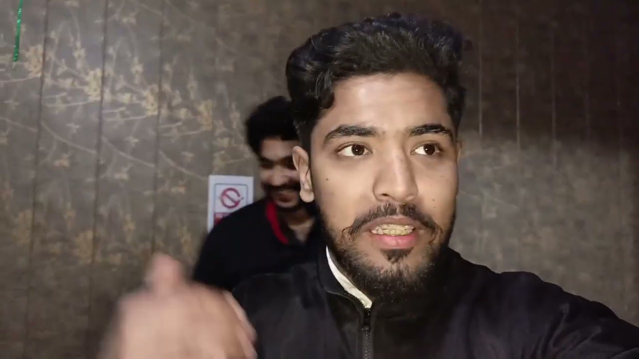 Aj Hum ny dosto Ko Mara Chapa 🤣🤣🤣#foryou #foryourpage #youtuber 