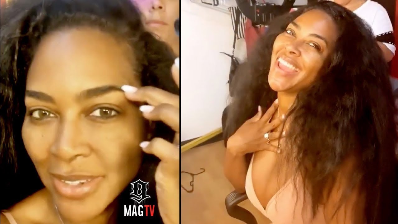 Kenya Moore Stunts On Everybody With Her Natural Hair!