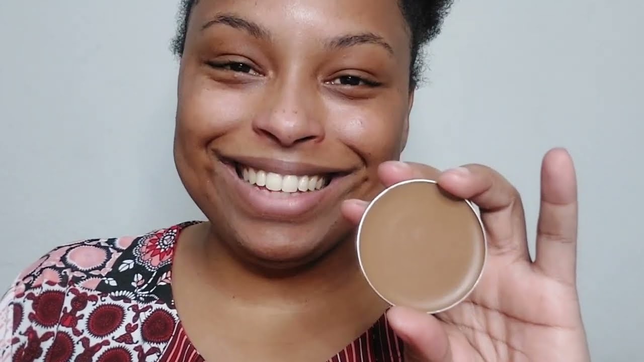 Primeiras Impress&otilde;es da Base Power Stay Compacta Avon 330 Q🤔| Natieny Kaoki