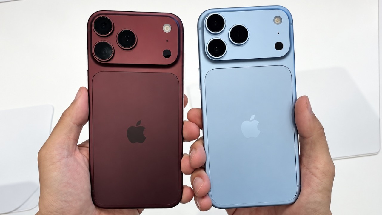 iPhone 18 Pro Burgundy vs Glacier Blue Color Comparison!