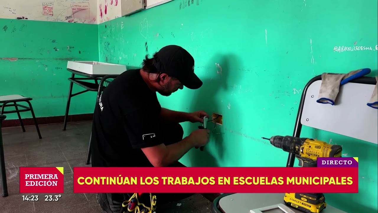 CONTINÚAN LOS TRABAJOS EN ESCUELAS MUNICIPALES