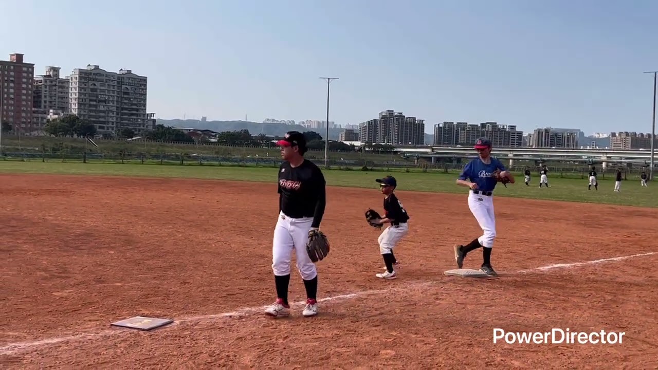年假第一天，終於有機會來到睽違許久的球場 #energy能量棒球學苑  #baseball  #九年級