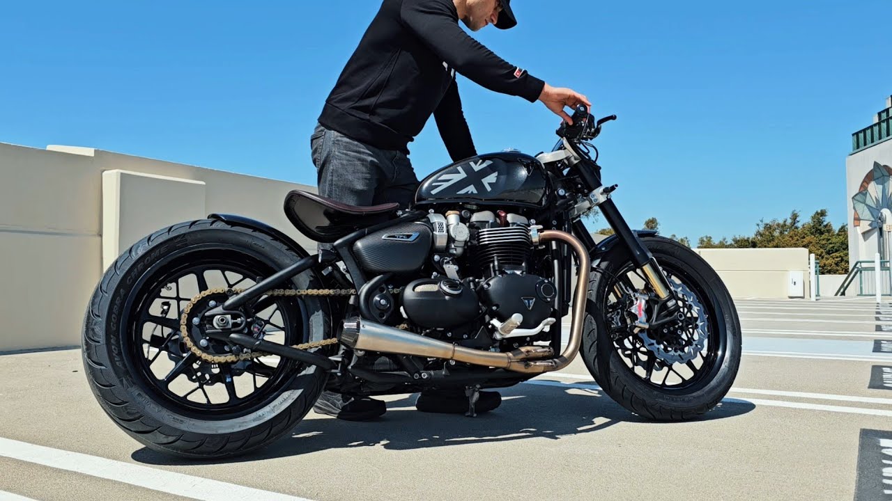 Best Triumph Bobber !!