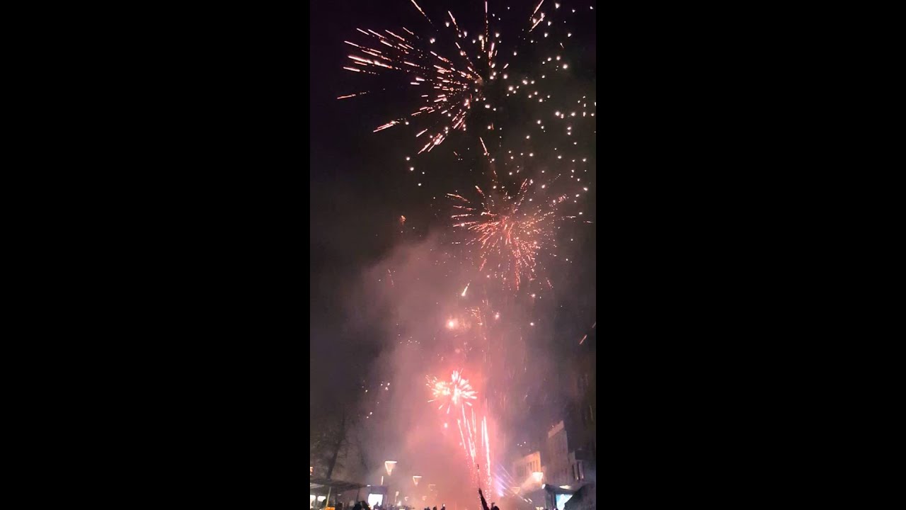 Sylvester / Silvester / Neujahr in Mönchengladbach auf dem Alten Markt 2016