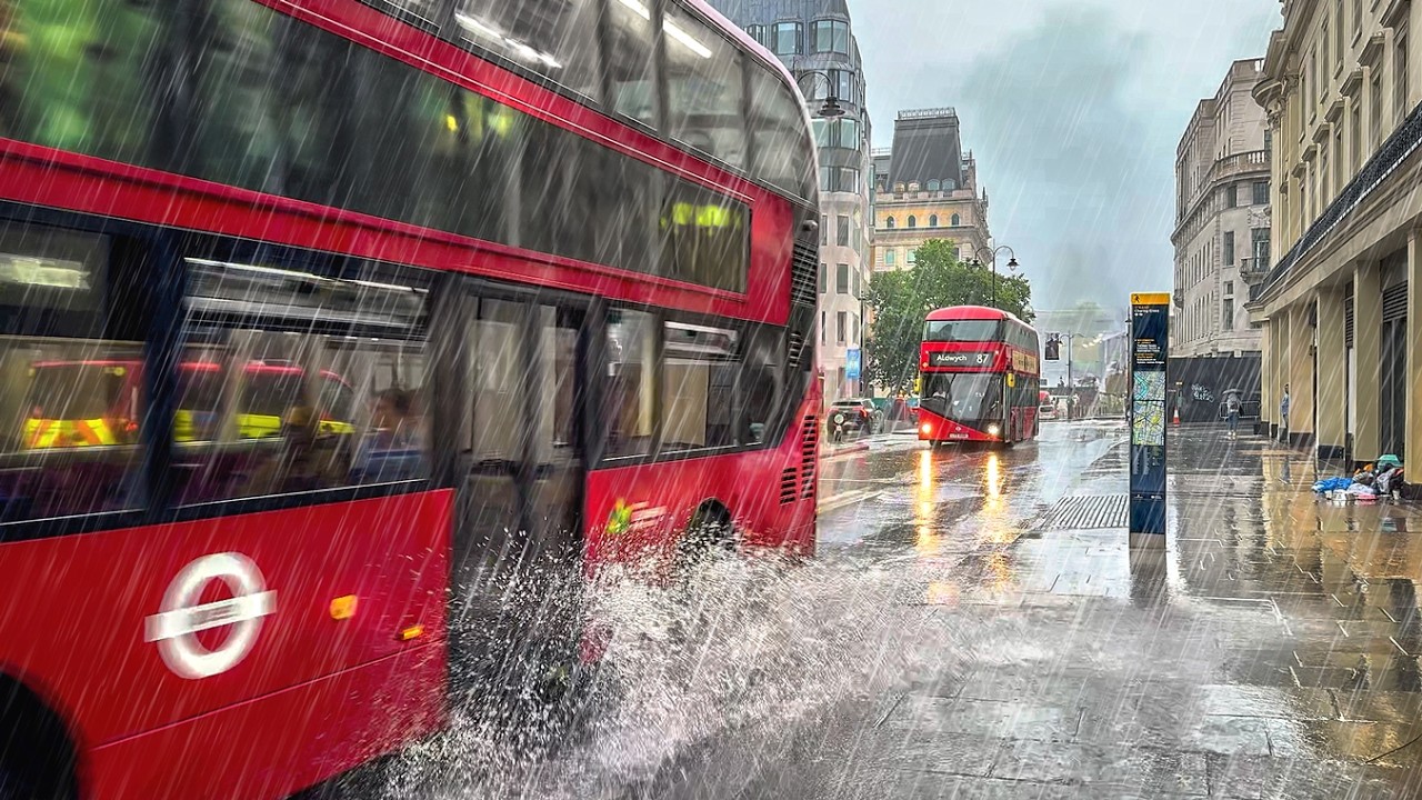 London, England - Heavy Rain Hits Quiet West End Streets | 4K HDR Walking Tour