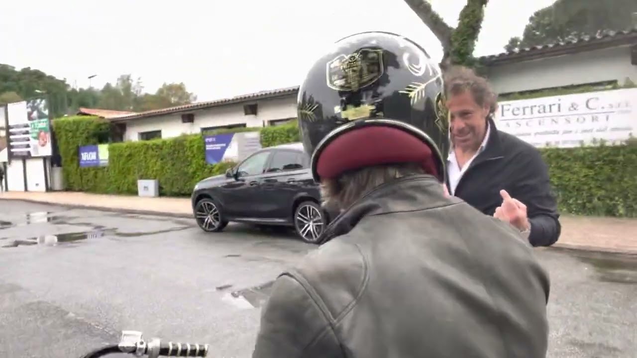 Striscia la moto di Jimmy Ghione