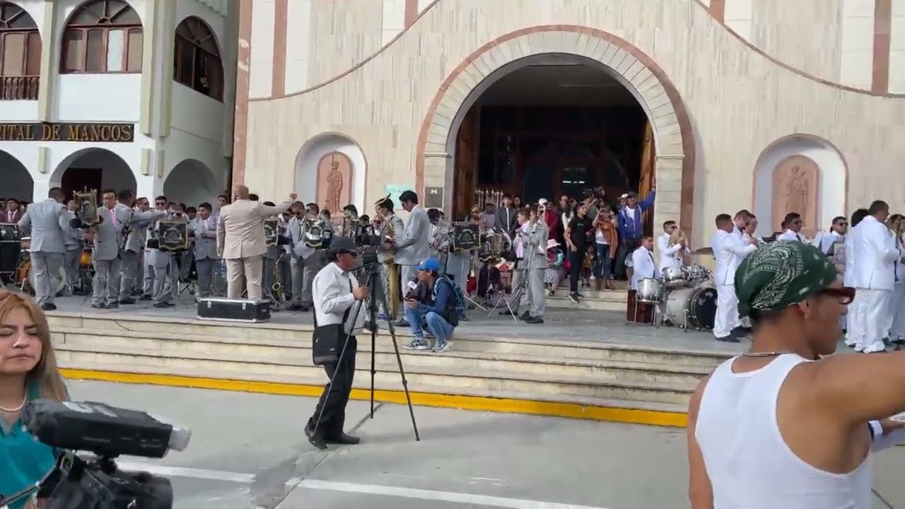 CONCURSO DE BANDAS EN MANCOS PERU ARMONÍA Y CLASE DE TRUJILLO Y FILARMÓNICA STAR OTUZCO HUAYNOS 🎺🎷🇵🇪