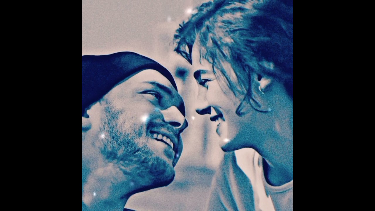 آهنگ غمگین سوزناک 😔😔🥀 احساسی 🥀😔😔بی وفای هم اندازه دار کا گل گله داره